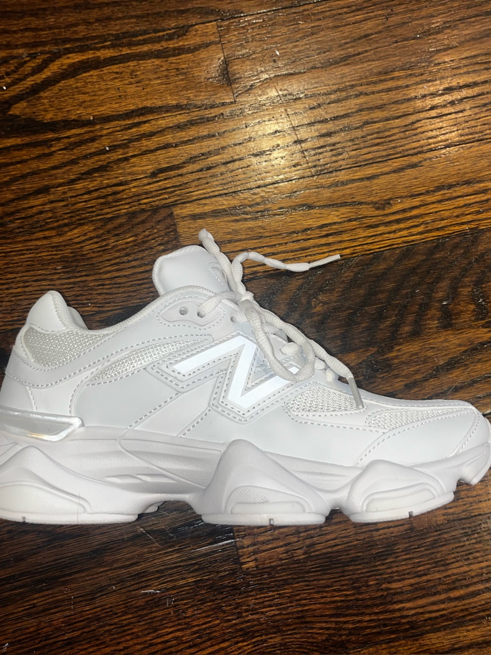 New Balance 9060 Triple White RARE NWT - Picture 3 of 8